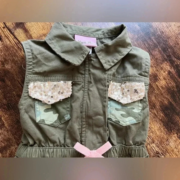 Little Lass | toddler girls camo vest. Size: 24M - Picture 9 of 14